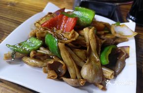 Stir-Fried Duck Gizzard with Vegetables