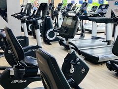 -威克健身游泳(万菱汇店)