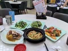 菠萝生炒骨-万利港式茶餐厅