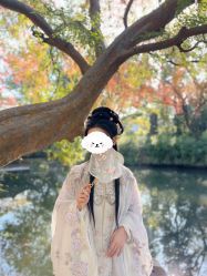 -一揽芳华汉服旗袍体验馆(拙政园店)