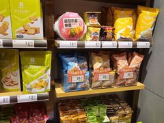 -良品铺子(广汉百伦广场店)