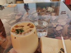 -北平花园·MUA摩造汉堡·北平咖啡(南锣鼓巷胡同店)