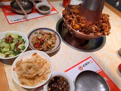 -老佛爷炭火蛙锅直营(清滨路总店)