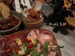 -Apollo·西班牙小酒馆(安福路店)