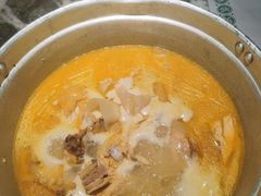 -禄婶鸡煲·打边炉