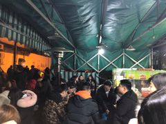 等位区-星鸿社重庆老火锅(燃灯寺分店)