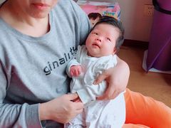 -爱的果实月嫂育婴师(世纪东方店)