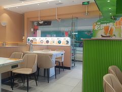 -呷哺呷哺(融创茂店)