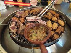 -彝人部落火盆烧烤(原内环足球场店)