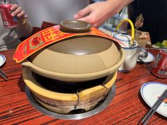 -沙胆彪炭炉牛杂煲(上海日月光广场店)