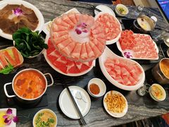 -云中捞高空旋转餐厅(商茂世纪广场店)