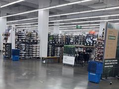 -迪卡侬(金龙湖店)