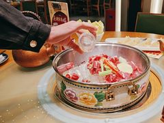 -娜仁图雅蒙古美食村(33小镇店)