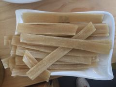 宽粉-巴奴毛肚火锅(广益哥伦布店)