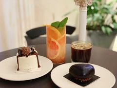 -玲婧胡同·生日蛋糕·餐厅(嘉里城店)