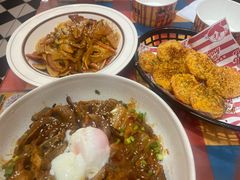 -万能料理屋(钟鼓岭路店)