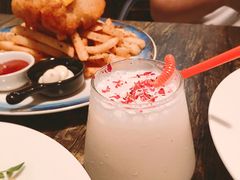玫瑰牛奶-layback cafe & bar