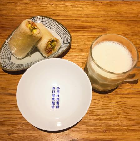 桃园眷村(三里屯店)-"你以时间煮雨,我以豆浆熬情终于拔草了,.