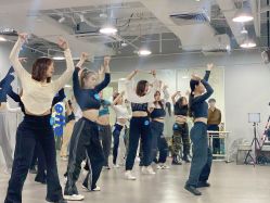 -HI dance 舞室