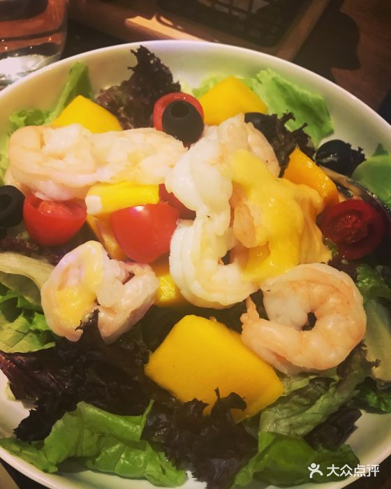 酵徒西餐·精酿啤酒屋芒果大虾沙拉图片
