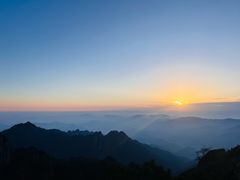 -黄山光明顶山庄