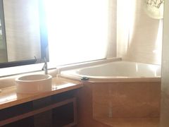 -青岛海尔洲际酒店