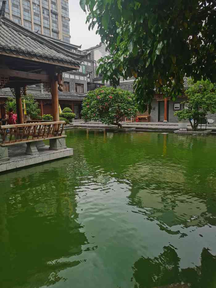 百盛达君玉丽呈酒店·君玉食府-"百盛达君玉酒店地处平洲玉器街,酒店