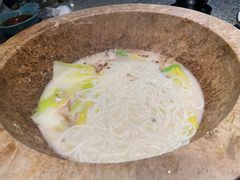 -云荷里·蒸汽石锅鱼·云南菜(中发百旺店)