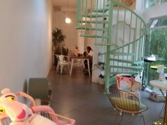 -有猫主题·治愈系猫咖(曾厝垵店)