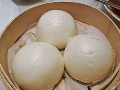 -香港百合居(LCM置汇旭辉广场店)