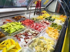 自助取餐区-老炳·七丛松甘草水果