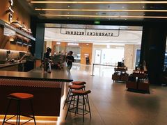 -星巴克臻选(上海合生汇1F店)