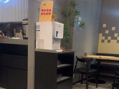 -必胜客(WOW梦之城店)