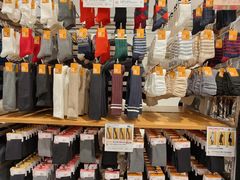 -优衣库(广州天河领展广场店)