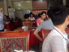 -溢心园香河肉饼总店
