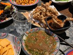 -老牌坊云南鱼豆花火锅(哈西万达店)