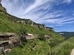 -芦芽山旅游度假区