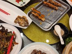 -洁神饭庄·海鲜·青岛菜·30年老字号(五四广场店)