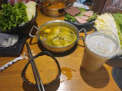 -呷哺呷哺(万达新世界店)
