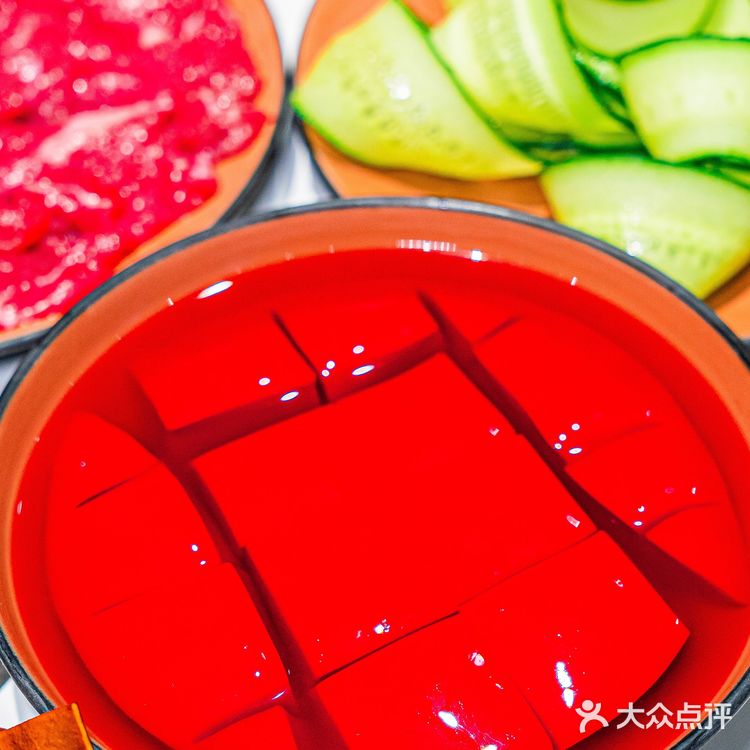 这家火锅确实该歪!菜品也太好吃了😋