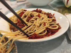 -汗腾格里·风味餐厅(新疆驻京办店)
