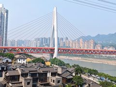 -白象居
