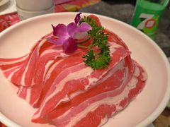 -三人行骨头王火锅(长寿店)