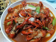 -茸梅路右拐龙虾-农家菜(松江店)