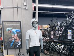 -迪卡侬(越秀公园店)