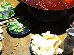 -白乐天毛肚火锅馆(解放碑店)