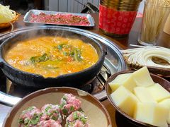 -黔有有贵州酸汤夺夺粉火锅(五味十字店)