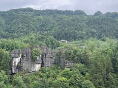 -梭布垭石林景区