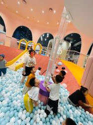 -奈尔宝·儿童乐园·亲子餐厅(鄞州万达店)