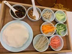 贵州丝娃娃-贵州大厦贵州厅(樱花园西街店)
